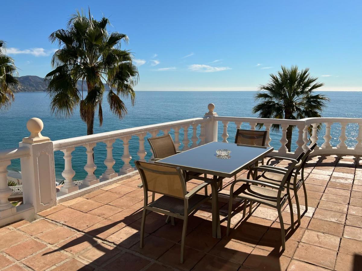 Hotel Paraiso Del Mar Nerja Exteriör bild