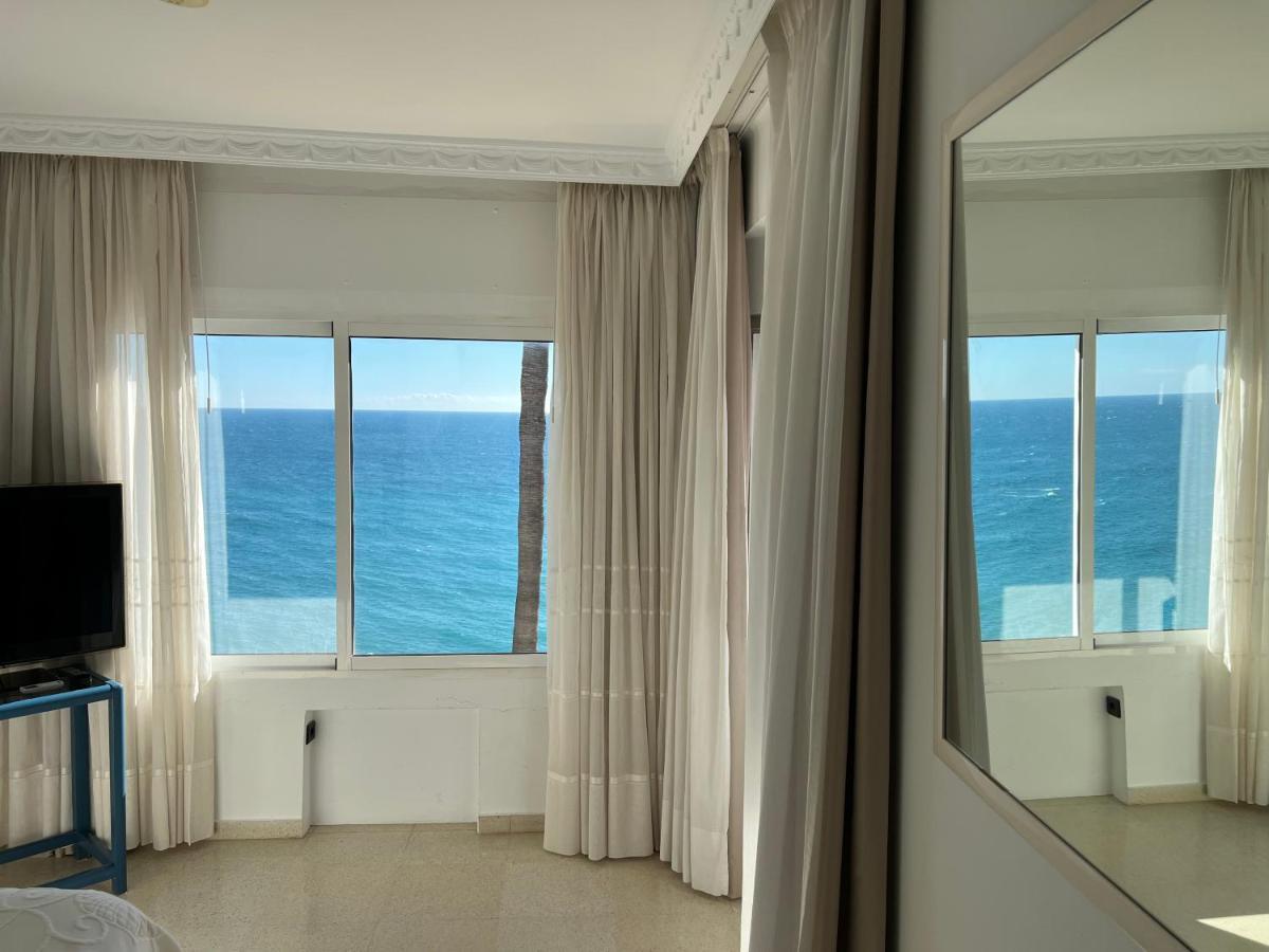 Hotel Paraiso Del Mar Nerja Exteriör bild