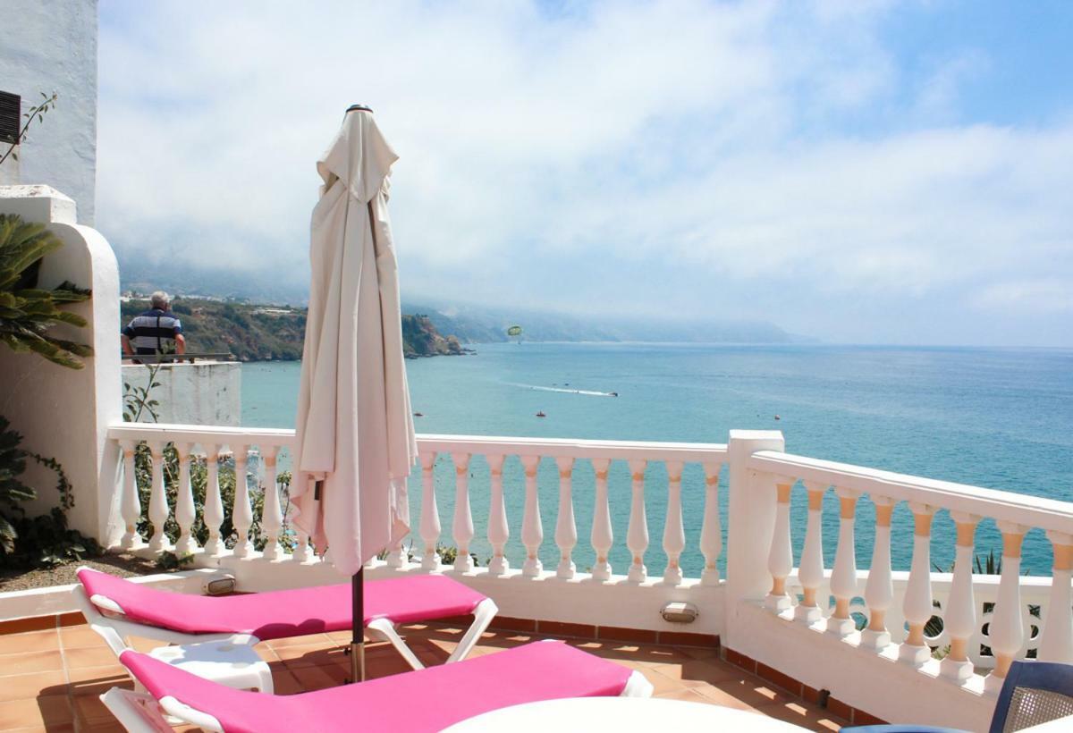 Hotel Paraiso Del Mar Nerja Exteriör bild