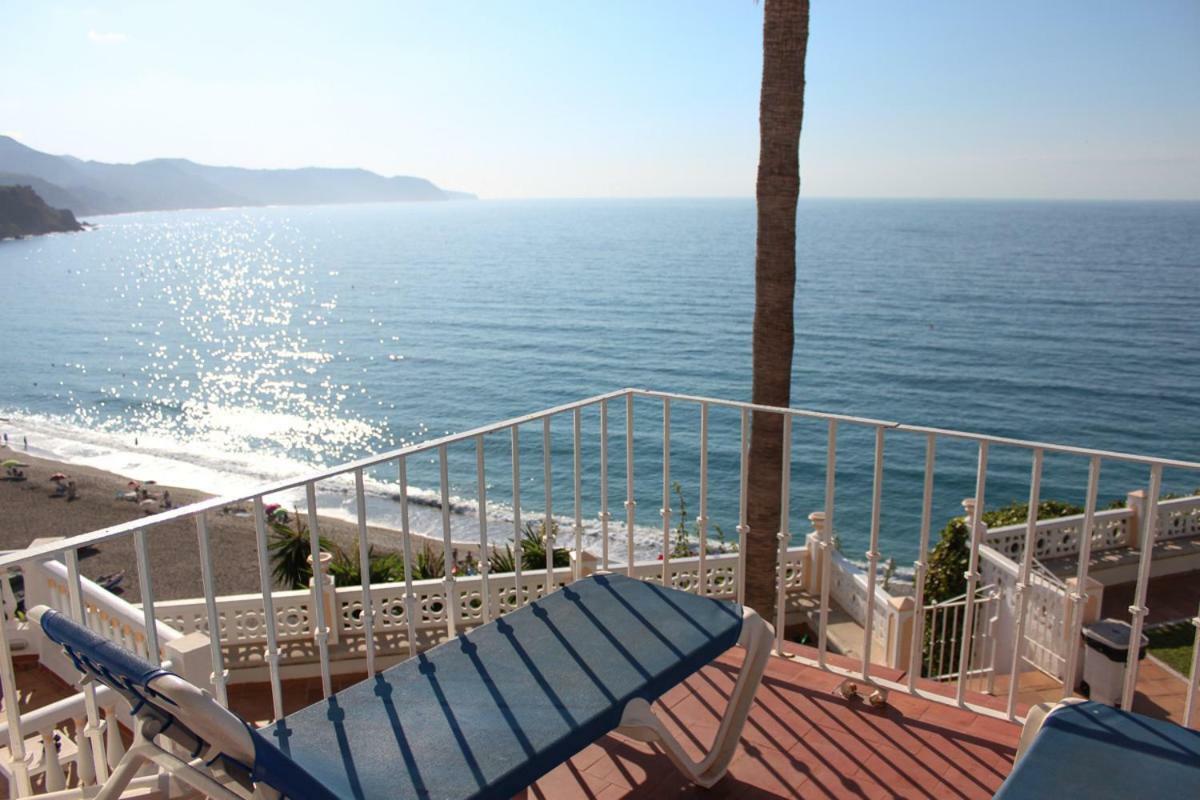 Hotel Paraiso Del Mar Nerja Exteriör bild